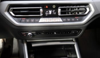 BMW 320e xDrive Touring lleno