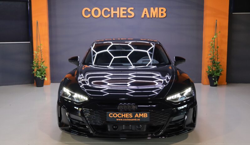 AUDI e-tron GT RS quattro lleno