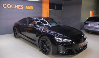 AUDI e-tron GT RS quattro lleno