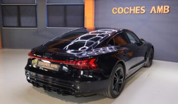 AUDI e-tron GT RS quattro lleno