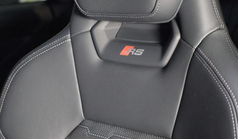 AUDI e-tron GT RS quattro lleno