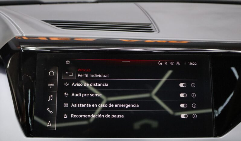 AUDI e-tron GT RS quattro lleno