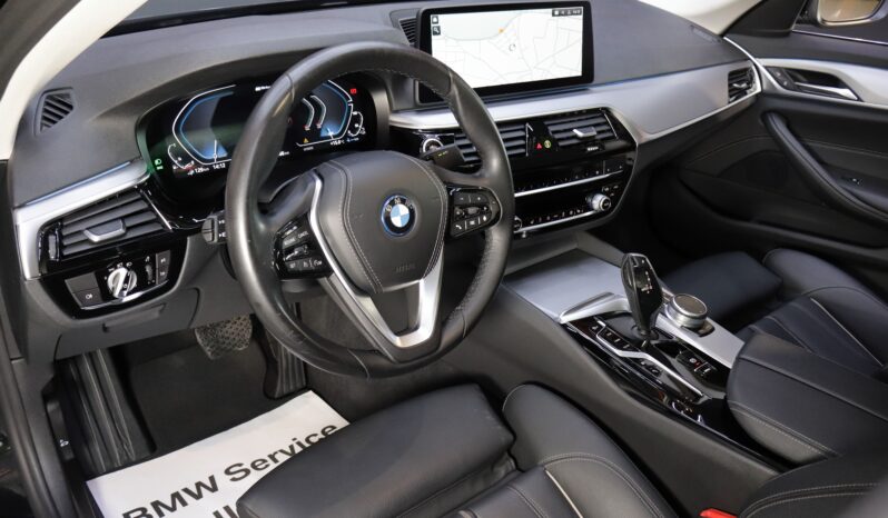 BMW 530e lleno