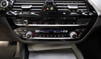 BMW 530e lleno