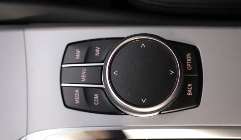 BMW 530e lleno