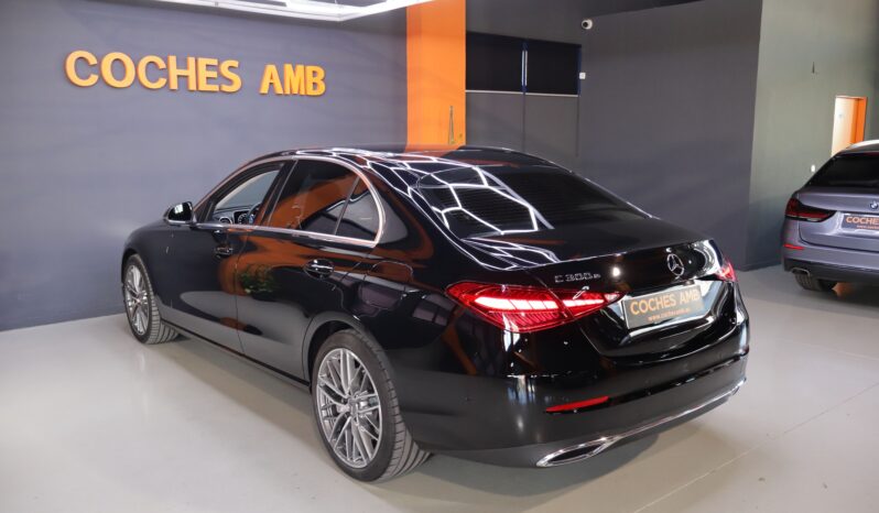 MERCEDES-BENZ C300e lleno