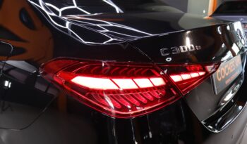 MERCEDES-BENZ C300e lleno