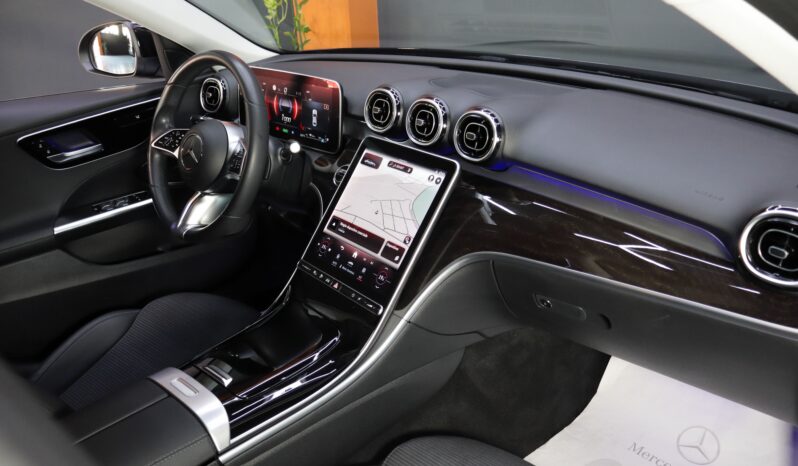 MERCEDES-BENZ C300e lleno