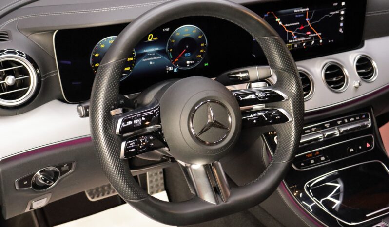 MERCEDES-BENZ E300e AMG Estate lleno