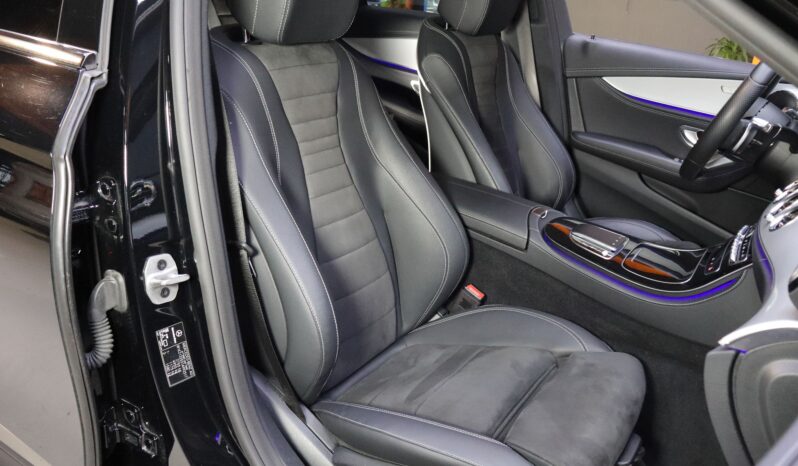 MERCEDES-BENZ E300e AMG Estate lleno