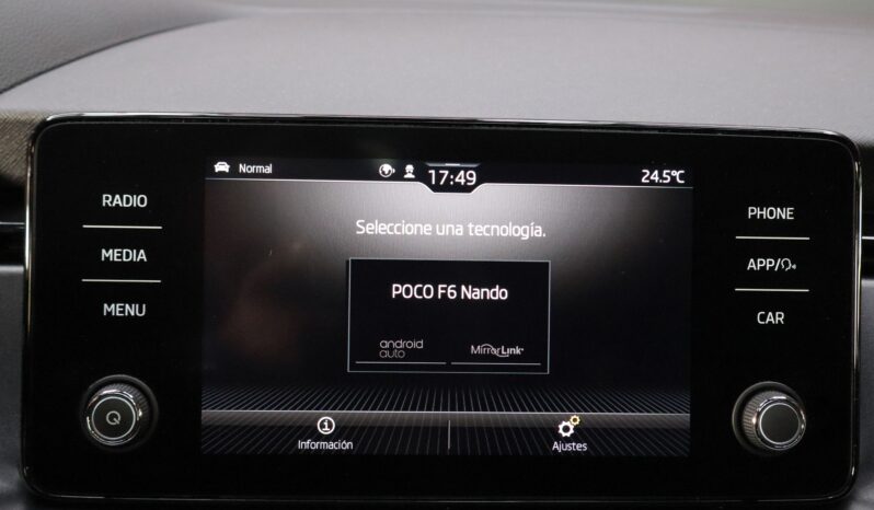 SKODA Kamiq 1.0TSI 115CV DSG Sport lleno