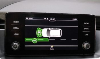SKODA Kamiq 1.0TSI 115CV DSG Sport lleno
