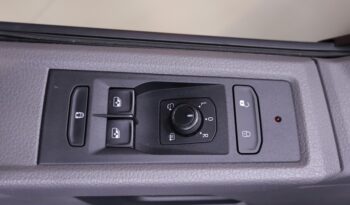 VOLKSWAGEN Transporter lleno