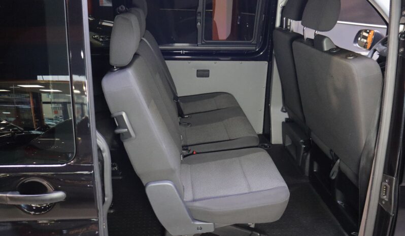 VOLKSWAGEN Transporter lleno