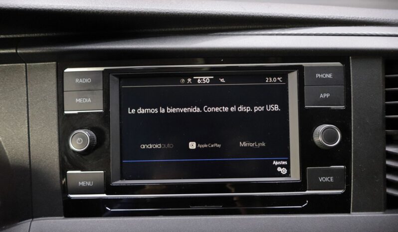 VOLKSWAGEN Transporter lleno