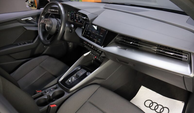 AUDI A3 Sportback 40 TFSIe lleno