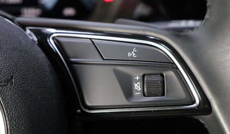 AUDI A3 Sportback 40 TFSIe lleno