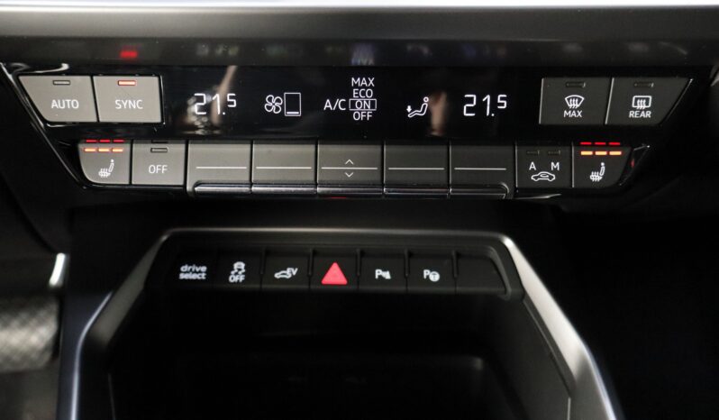 AUDI A3 Sportback 40 TFSIe lleno