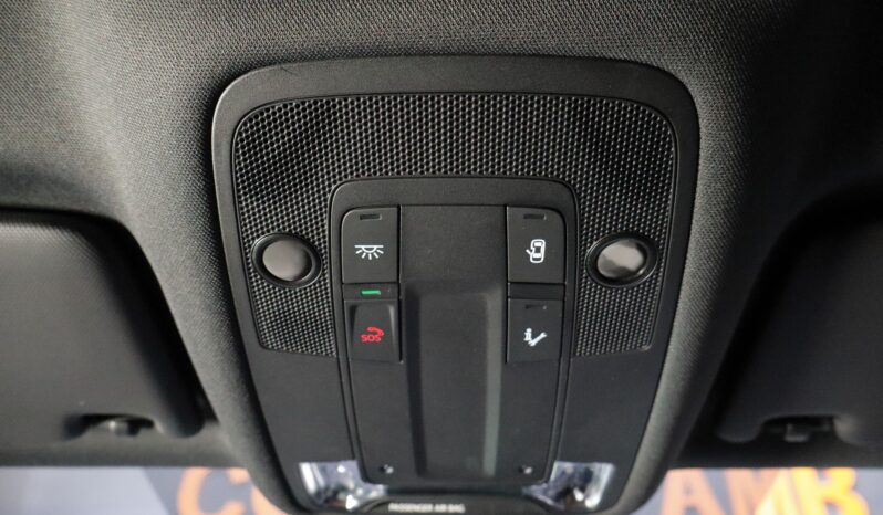 AUDI A3 Sportback 40 TFSIe lleno