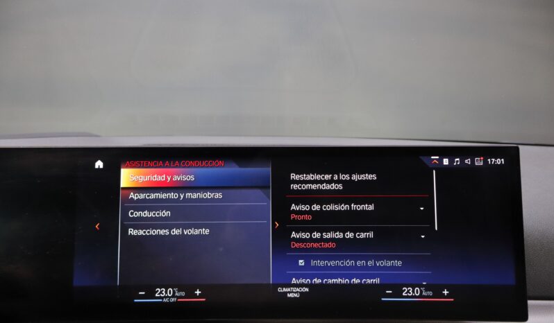 BMW 320e Touring lleno