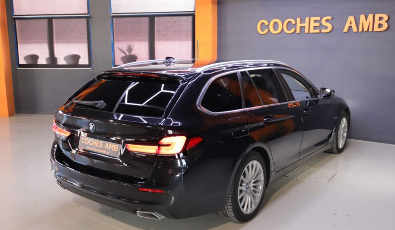 BMW 530e xDrive Touring lleno