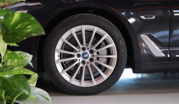BMW 530e xDrive Touring lleno