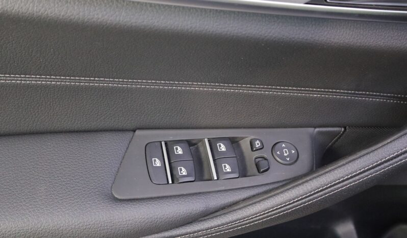 BMW 530e xDrive Touring lleno