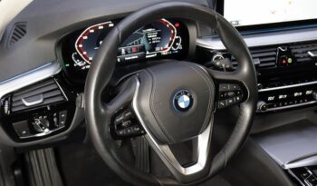 BMW 530e xDrive Touring lleno