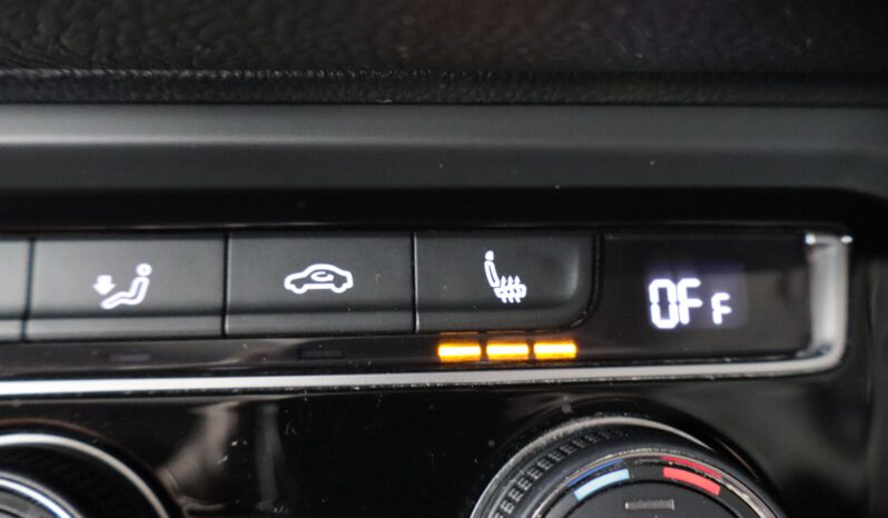 VOLKSWAGEN Touran 2.0TDI lleno