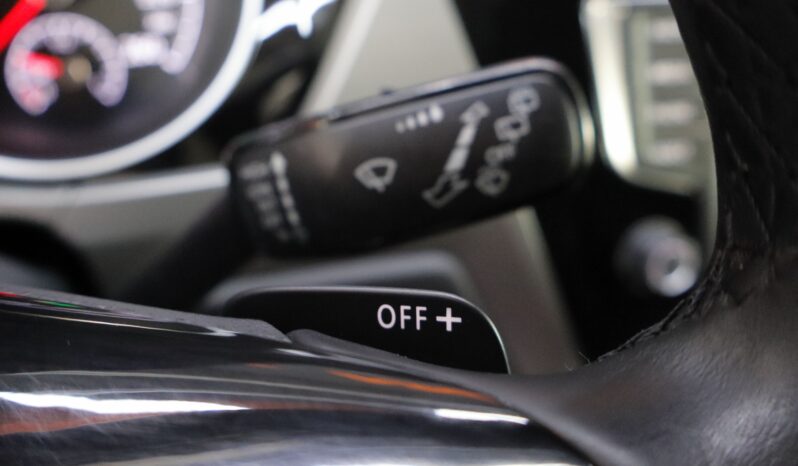 VOLKSWAGEN Touran 2.0TDI lleno