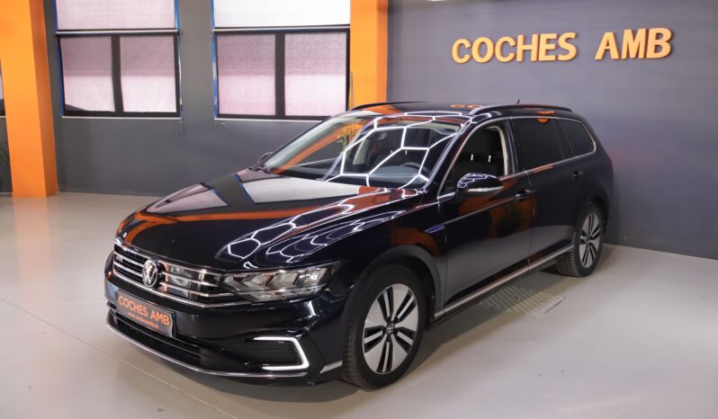 VOLKSWAGEN Passat Variant GTE lleno