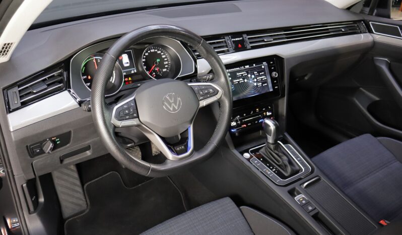 VOLKSWAGEN Passat Variant GTE lleno