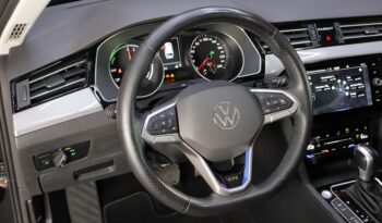 VOLKSWAGEN Passat Variant GTE lleno