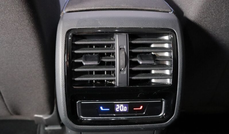 VOLKSWAGEN Passat Variant GTE lleno