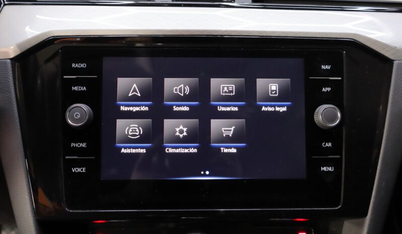 VOLKSWAGEN Passat Variant GTE lleno