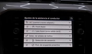 VOLKSWAGEN Passat Variant GTE lleno