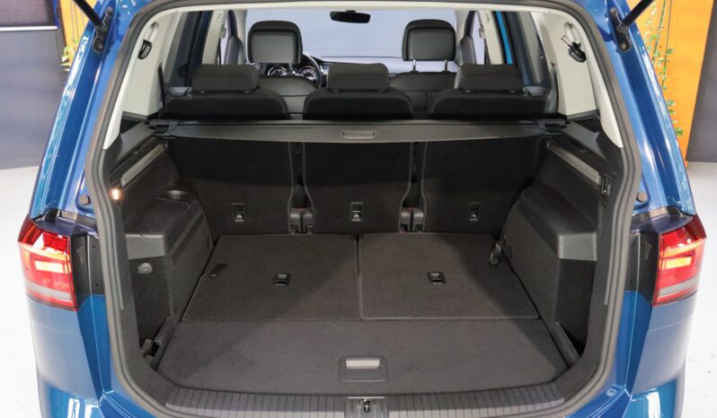 VOLKSWAGEN Touran lleno