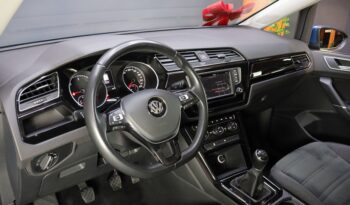 VOLKSWAGEN Touran lleno