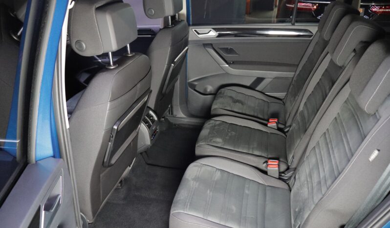 VOLKSWAGEN Touran lleno