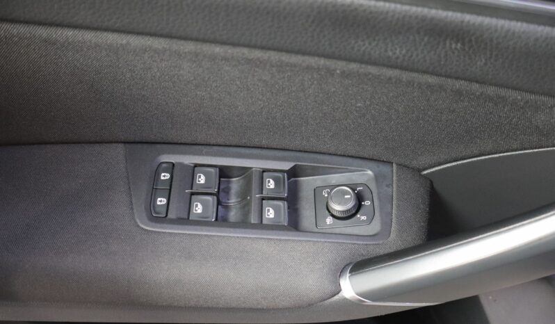 VOLKSWAGEN Touran Highline 2.0TDI lleno