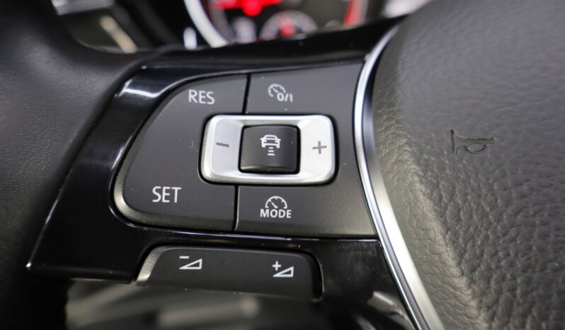 VOLKSWAGEN Touran Highline 2.0TDI lleno