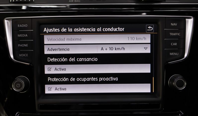 VOLKSWAGEN Touran Highline 2.0TDI lleno