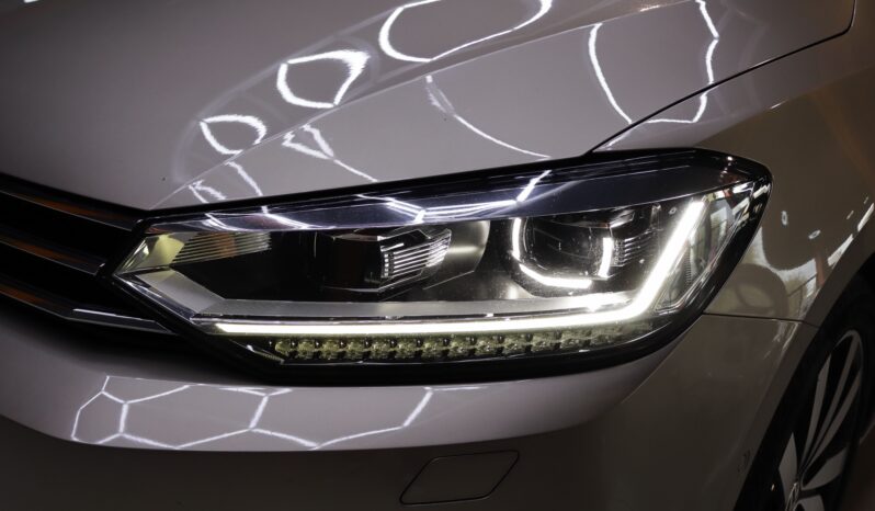 VOLKSWAGEN Touran Highline 2.0TDI lleno
