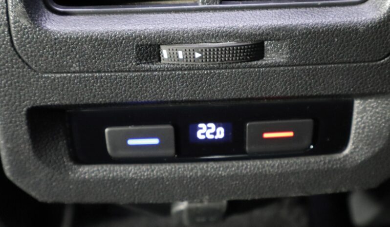 VOLKSWAGEN Touran lleno