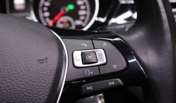 VOLKSWAGEN Touran lleno