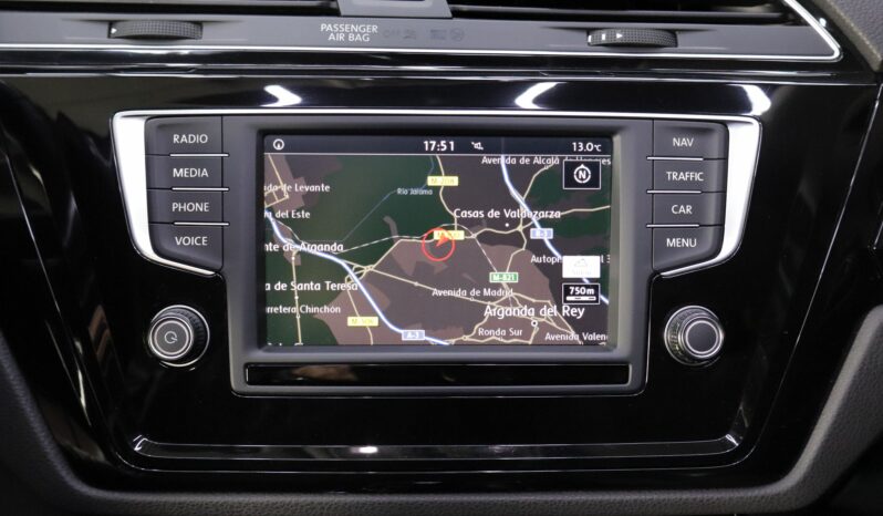 VOLKSWAGEN Touran lleno