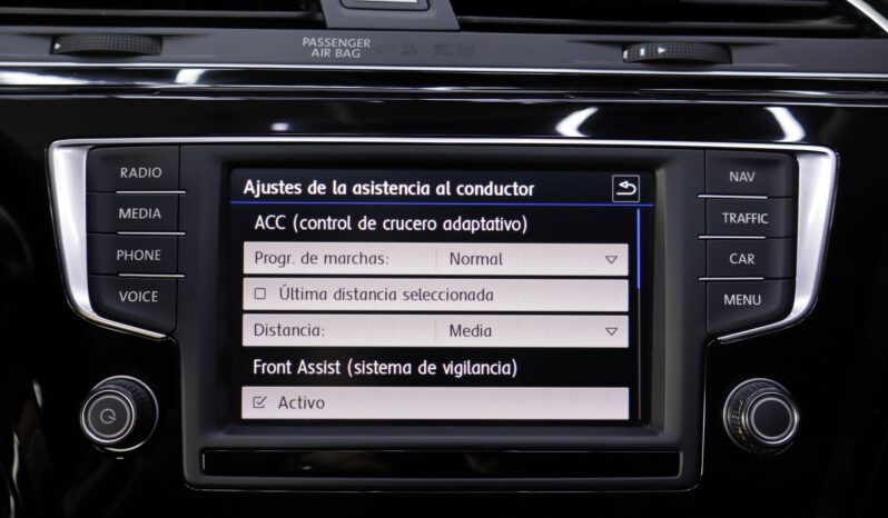 VOLKSWAGEN Touran lleno