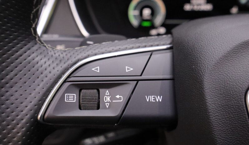 AUDI Q5 SPORTBACK S Line 50 TFSIe quattro ultra lleno