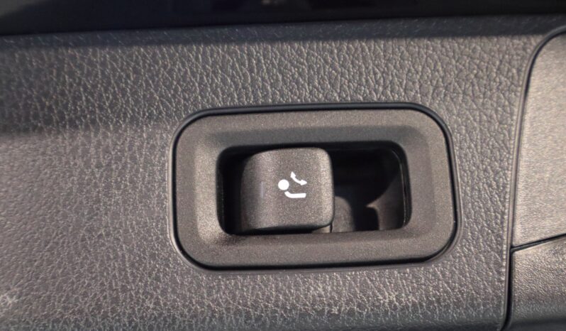 MERCEDES-BENZ GLB 200D lleno