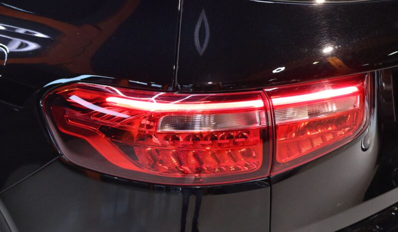 MERCEDES-BENZ GLB 200D lleno